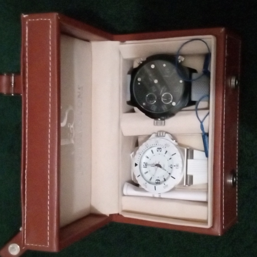 Joshua & Sons pair of Watches
